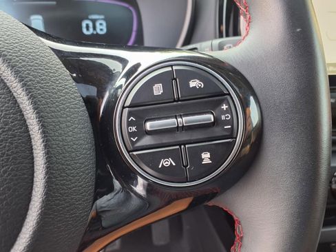 Used 2025 Kia Soul GT-Line w/ GT-Line Technology Package image 29