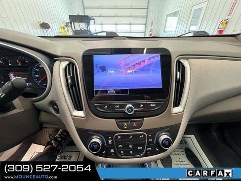 Used 2022 Chevrolet Malibu LT image 19