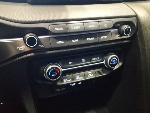 Used 2020 Hyundai Veloster N w/ Performance Package FWD image 7
