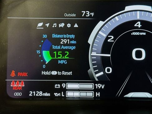 Used 2026 Toyota Tundra Limited AWD/4WD image 16