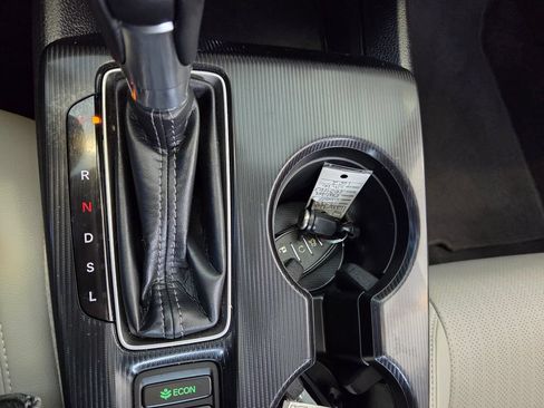 Certified 2024 Honda Civic EX-L image 39