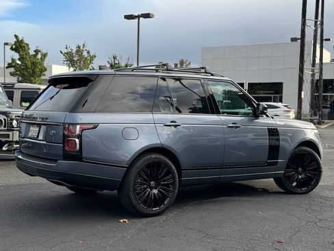 Used 2020 Land Rover Range Rover HSE image 4