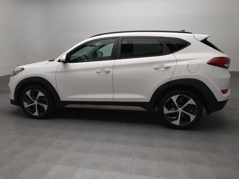 Used 2018 Hyundai Tucson Value FWD image 3