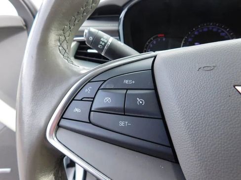 Used 2019 Cadillac XT5 Luxury image 28