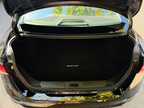 Used 2022 Nissan Sentra S FWD image 35