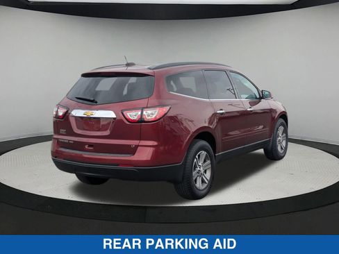 Used 2017 Chevrolet Traverse LT AWD/4WD image 4
