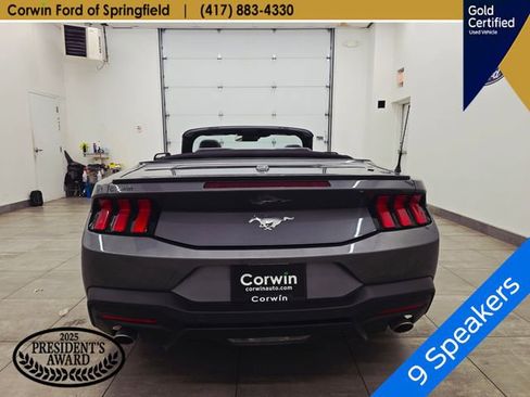Used 2025 Ford Mustang Premium RWD image 5