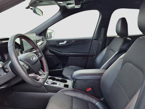 Used 2023 Ford Escape ST-Line Select image 7