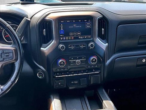 Used 2022 Chevrolet Silverado 2500 High Country w/ Safety Package II AWD/4WD image 8