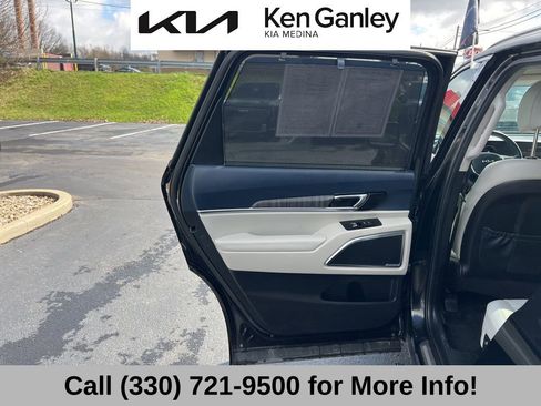 Certified 2023 Kia Telluride SX Prestige AWD/4WD image 48