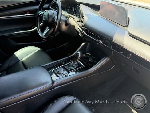 Certified 2025 MAZDA MAZDA3 s FWD image 11