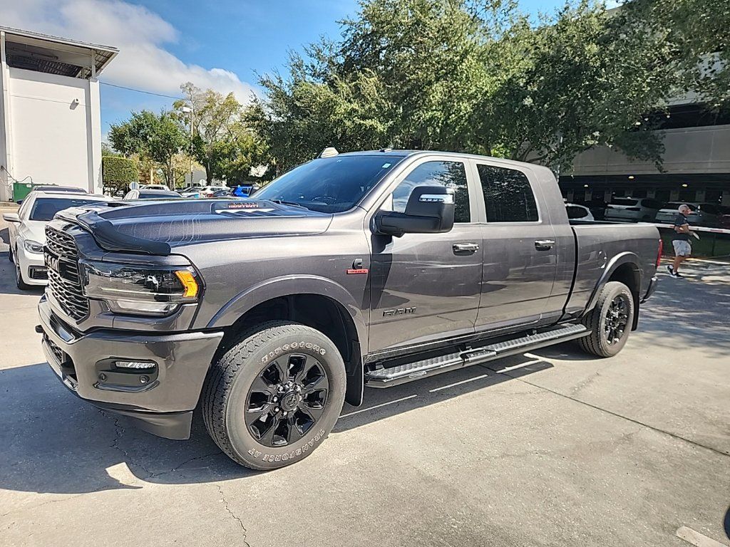 Used 2023 RAM 2500 Limited AWD/4WD image 1