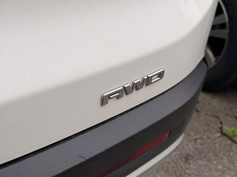 Used 2019 GMC Acadia SLE AWD/4WD image 8