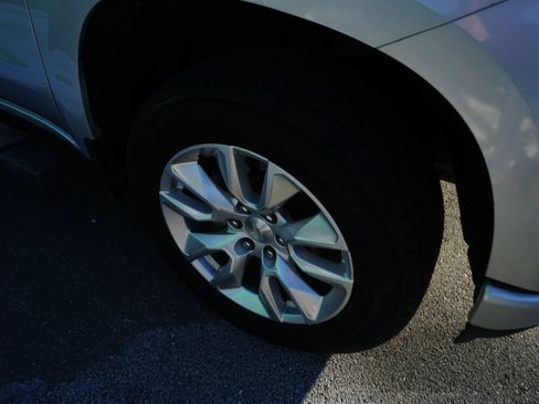 Used 2021 Chevrolet Silverado 1500 Custom image 5