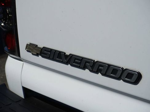 Used 2006 Chevrolet Silverado 1500 LT w/ Light Duty Power Package image 12