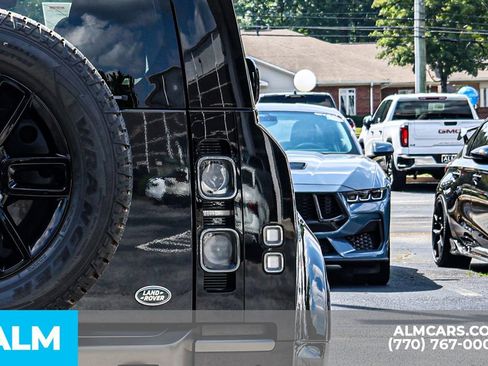 Used 2020 Land Rover Defender 110 X image 15