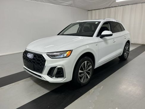 Used 2023 Audi Q5 2.0T Premium Plus w/ Premium Plus Package AWD/4WD image 5