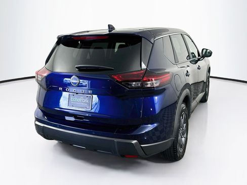 Used 2026 Nissan Rogue SV FWD image 9