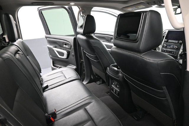 Used 2021 Nissan Titan SL w/ Moonroof Package AWD/4WD image 23