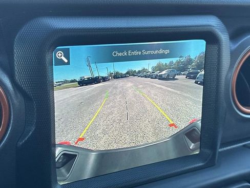 Used 2023 Jeep Gladiator Mojave w/ LED Lighting Group image 32