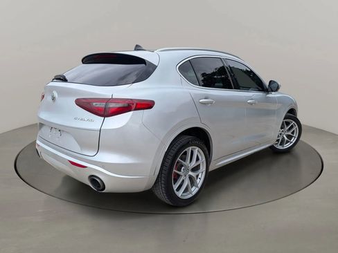 Used 2020 Alfa Romeo Stelvio Ti AWD/4WD image 5