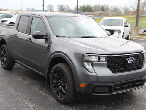 New 2026 Ford Maverick XLT w/ Equipment Group 301A image 9