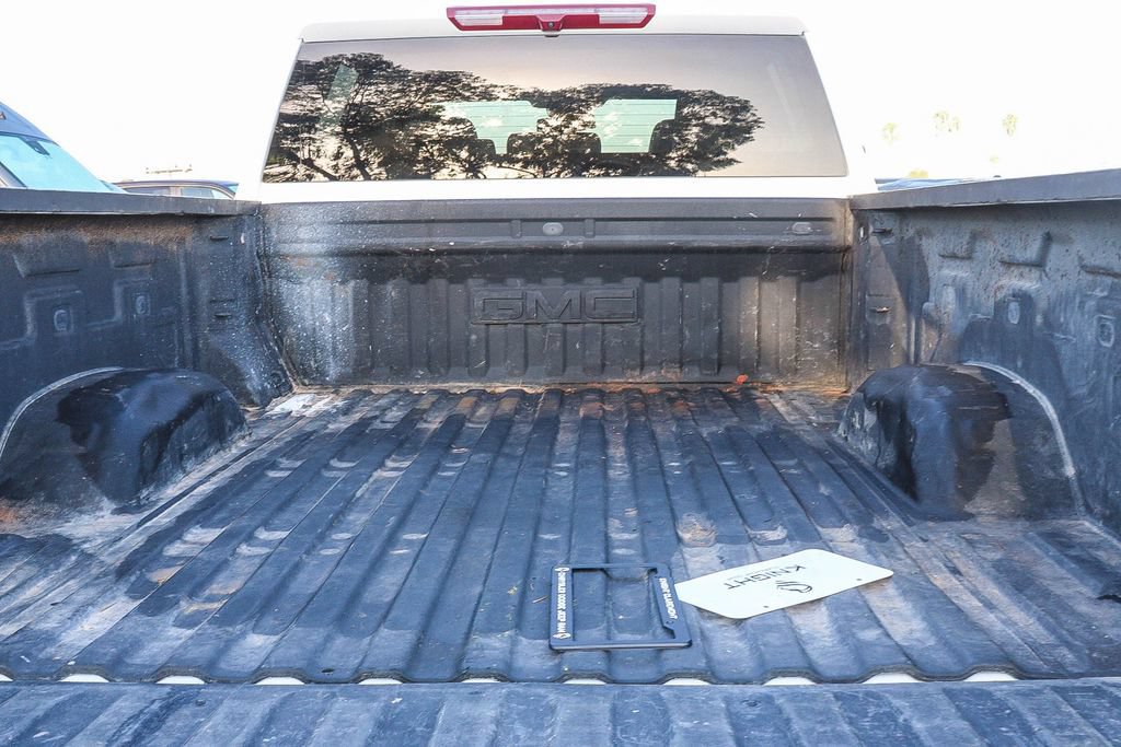 Used 2025 GMC Sierra 2500 AT4 AWD/4WD image 26