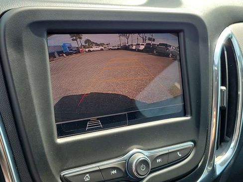 Certified 2023 Chevrolet Equinox LT w/ Driver Convenience Package image 30