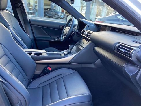Certified 2020 Lexus IS 350 F Sport image 27