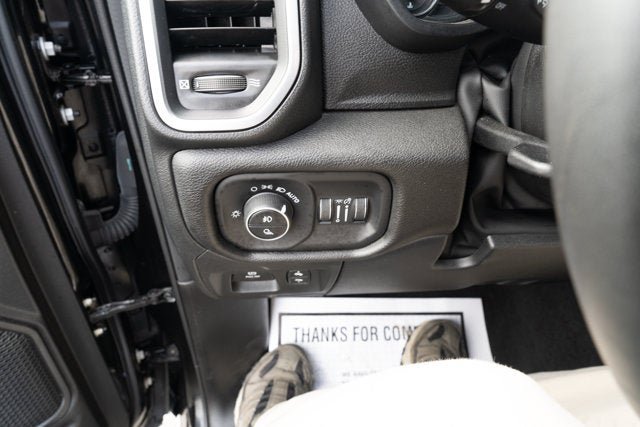 Used 2025 RAM 1500 Big Horn AWD/4WD image 24