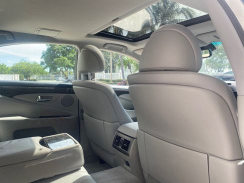Used 2008 Lexus LS 460 image 96