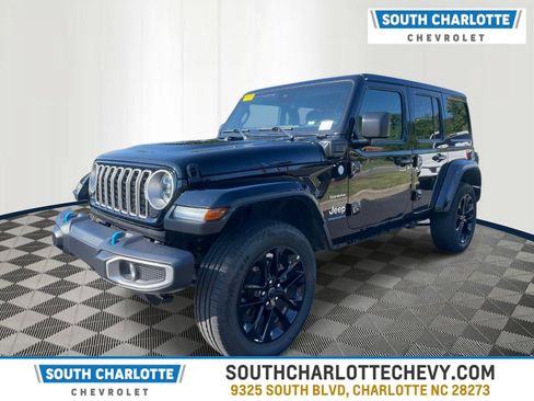 Used 2024 Jeep Wrangler Unlimited Sahara AWD/4WD image 1