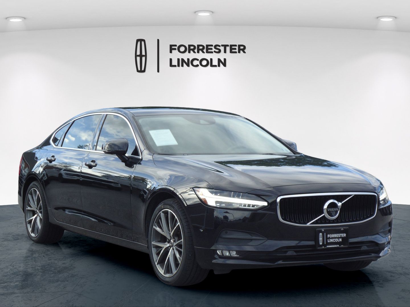 Used 2018 Volvo S90 T5 Momentum w/ Convenience Package AWD/4WD image 1