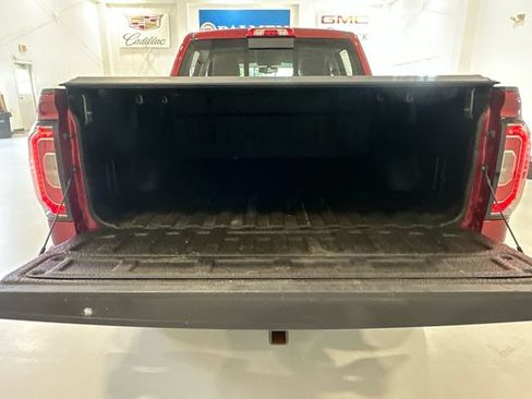 Certified 2018 GMC Sierra 1500 SLT w/ SLT Premium Package AWD/4WD image 27