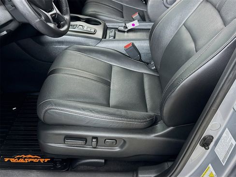 Used 2022 Honda Pilot TrailSport image 16