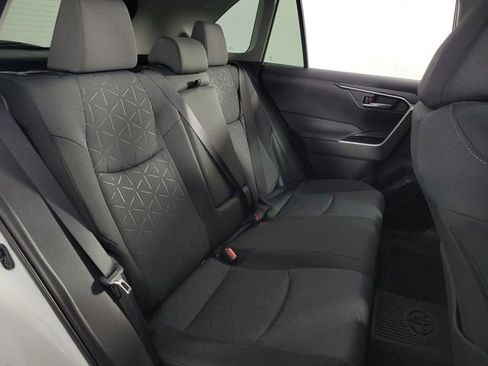 Used 2025 Toyota RAV4 XLE image 16