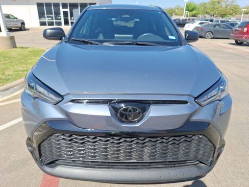 Used 2024 Toyota Corolla Cross S image 9