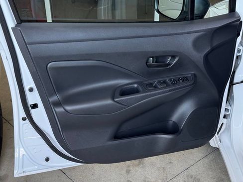 Used 2024 Nissan Versa S w/ Trunk Package FWD image 24