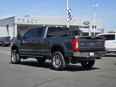 Certified 2017 Ford F350 Lariat w/ Lariat Value Package AWD/4WD image 5