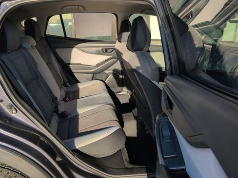 Used 2019 Subaru Crosstrek 2.0i w/ Eyesight System image 12