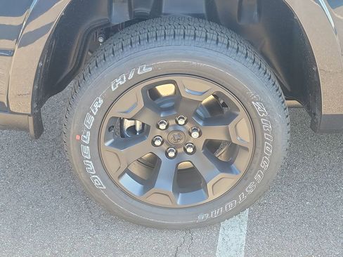 New 2026 RAM 1500 4x4 Crew Cab image 6