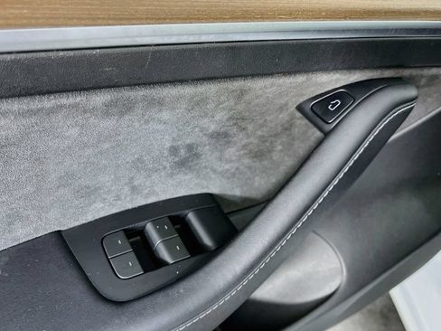 Used 2023 Tesla Model 3 Standard Range RWD image 22