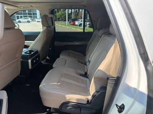 Used 2024 Ford Expedition Max Limited RWD image 14