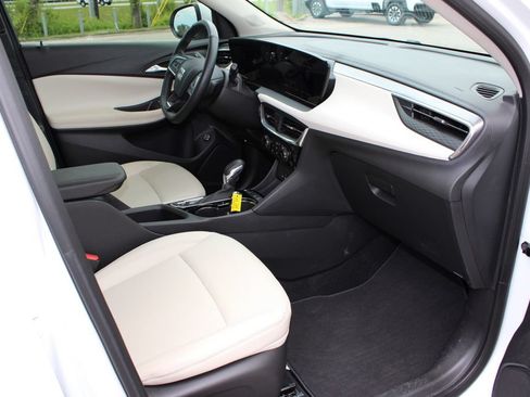 Used 2026 Buick Encore GX Sport Touring w/ Comfort Package FWD image 6