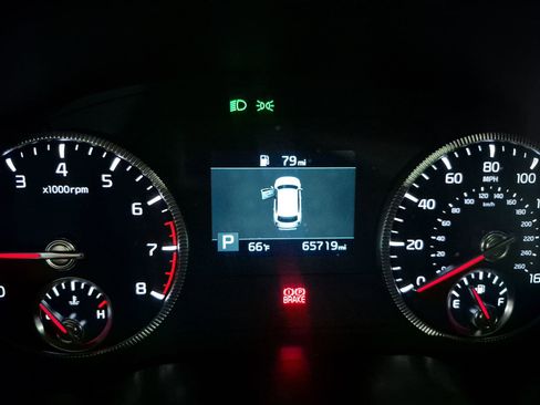 Used 2022 Kia Telluride EX w/ Towing Package FWD image 13