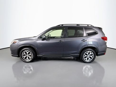 Used 2024 Subaru Forester Premium AWD/4WD image 6
