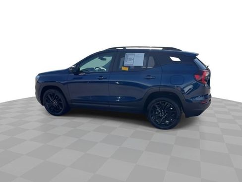 Certified 2023 GMC Terrain SLE w/ Driver Convenience Package AWD/4WD image 7