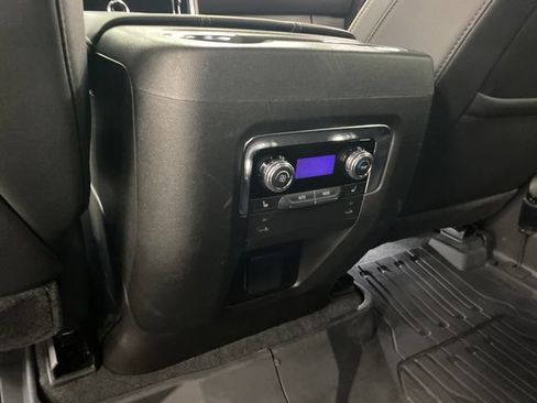 Certified 2025 GMC Yukon Elevation w/ LPO, Yukon Black Package AWD/4WD image 19