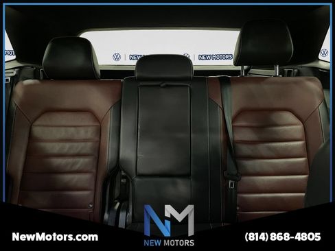 Used 2023 Volkswagen Atlas Cross Sport SEL Premium R-Line AWD/4WD image 13