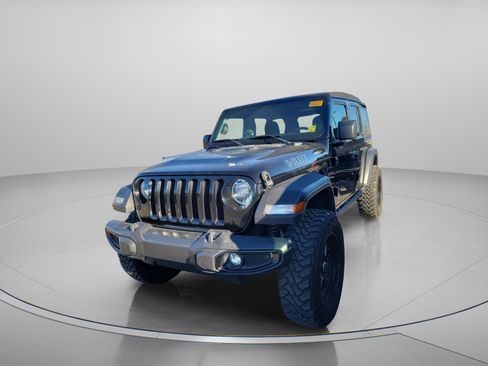 Used 2022 Jeep Wrangler Unlimited Sport image 2